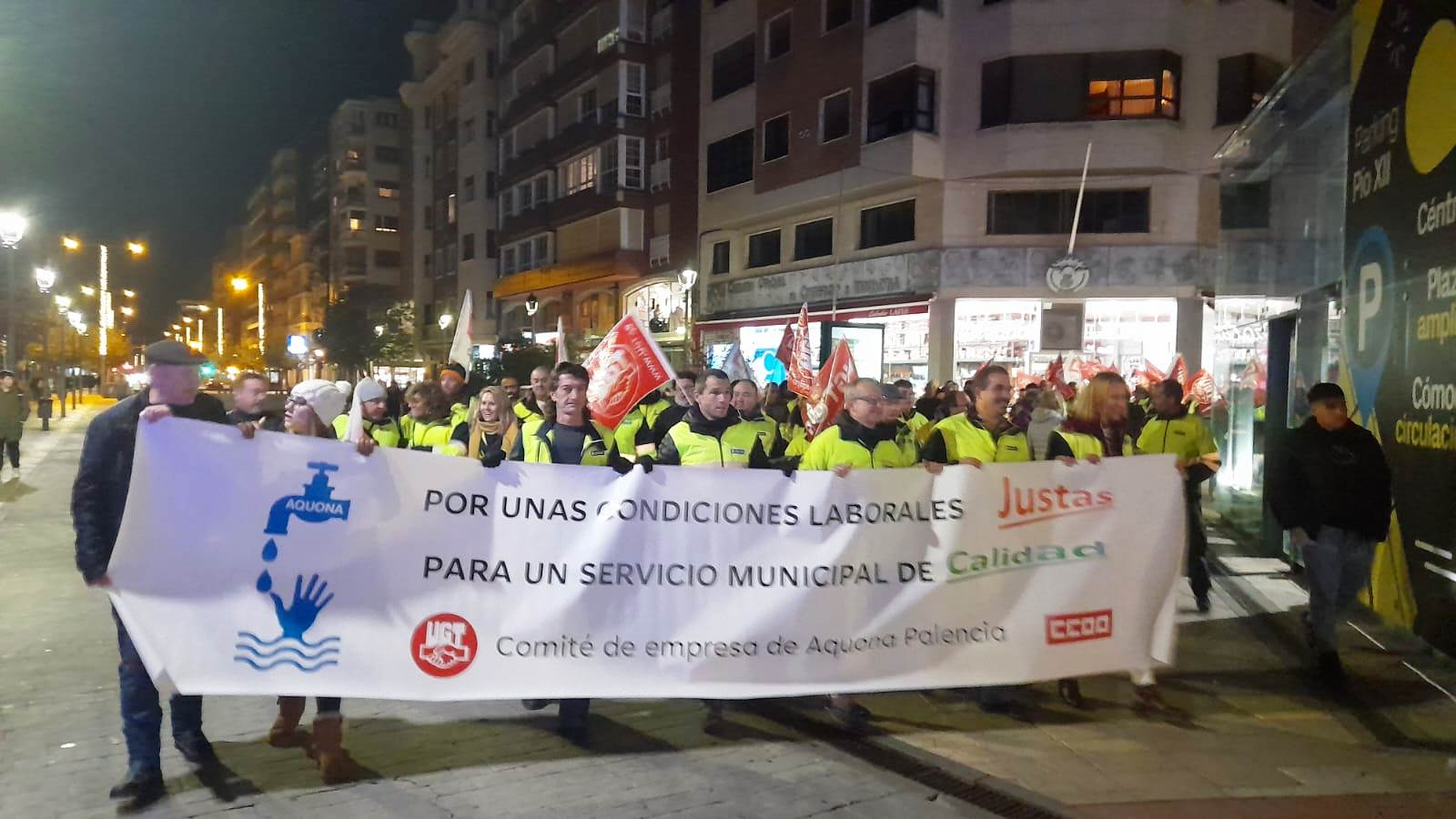 Los trabajadores de Aquona Palencia persisten en sus reclamaciones por un salario digno y unas condiciones de trabajo justas