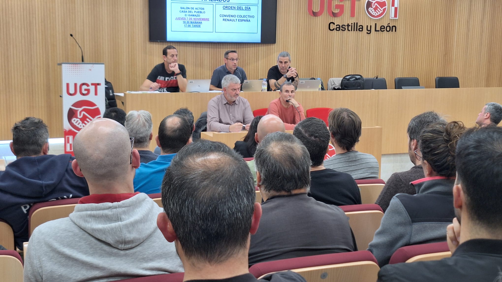 Las asambleas de afiliados y afiliadas de UGT en Renault España ratifican el principio de acuerdo