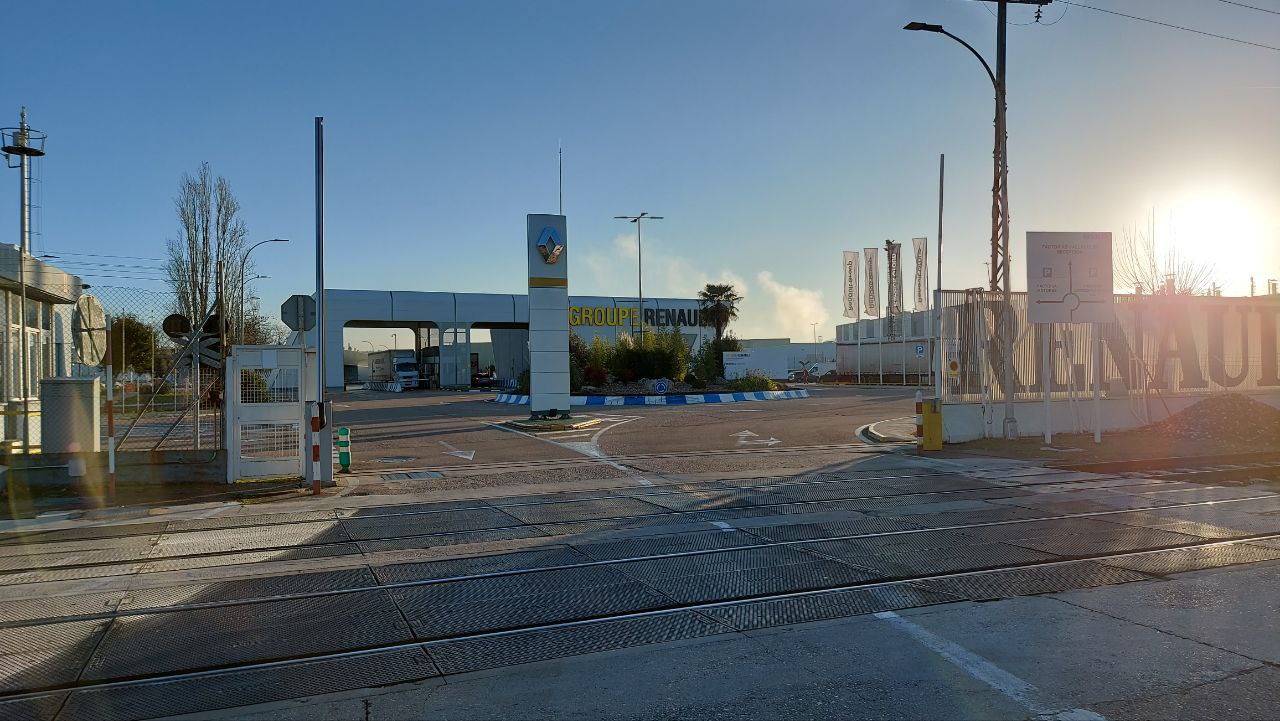 UGT FICA consigue una subida salarial del 5,9% para las y los trabajadores de Renault España
